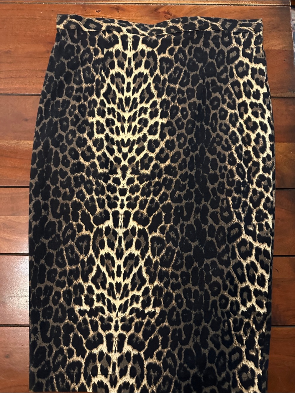 Hell Bunny Leopard Print Pencil Skirt - Black and Tan - Picture 2 of 11